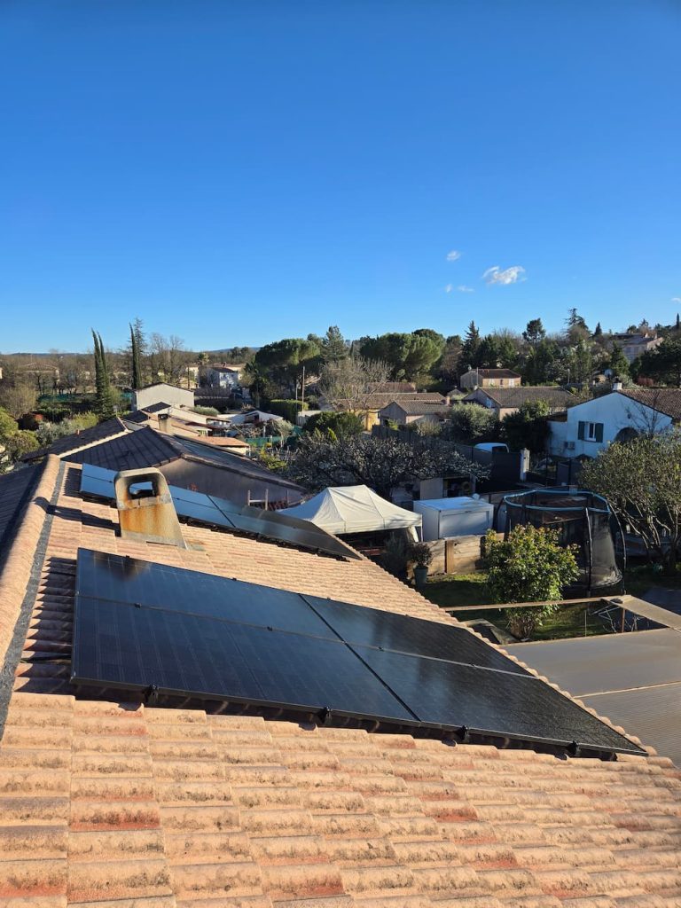 Installation de panneaux photovoltaïques avec gestion intelligente PV Pilot